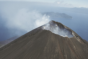 卢甘维尔港港口查询_luganville bay港口代码_瓦努阿图卢甘维尔港港口代码